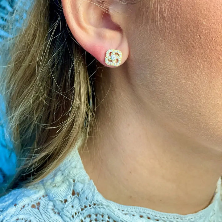 Boucle d'Oreille Clou Doré