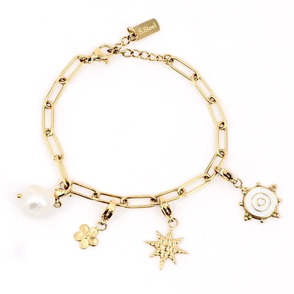Bracelet CHARMS à maillon en acier inoxydable doré avec pampilles perle d’eau douce, étoile, fleur et soleil
