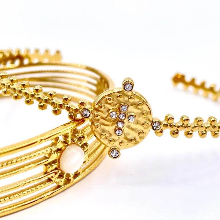 Bracelet jonc croix ajustable en acier inoxydable doré ornée de strass 3