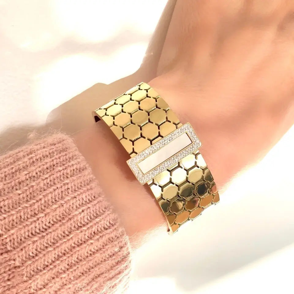 Bracelet Jonc Strass porté au poignet