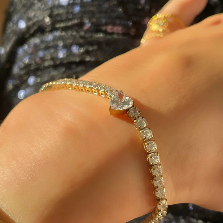 Bracelet Scintillant Monica porté au poignet 2