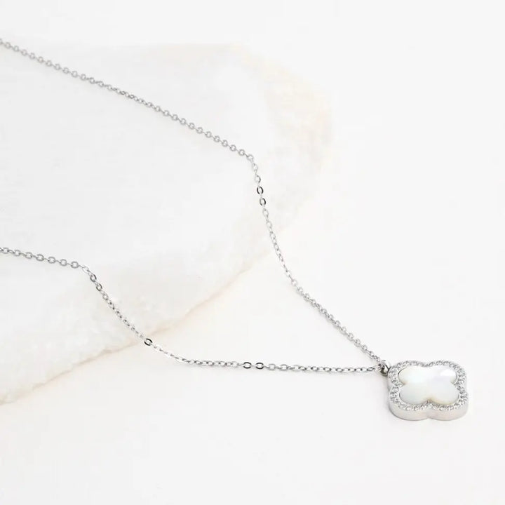 Collier trefle nacre argent