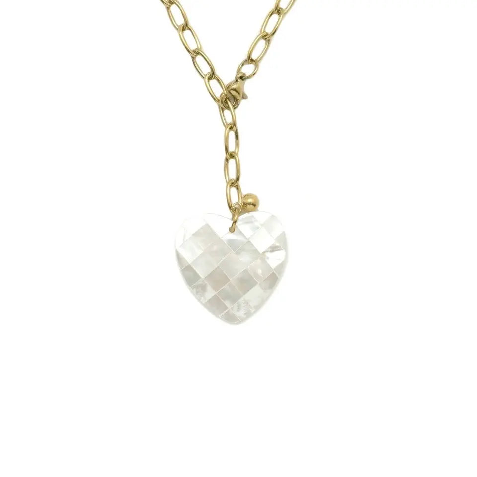Collier sautoir coeur nacre